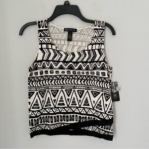 INC Women’s Scoop Neck Sleeveless Knit Cropped Blouse Graphic Print size M